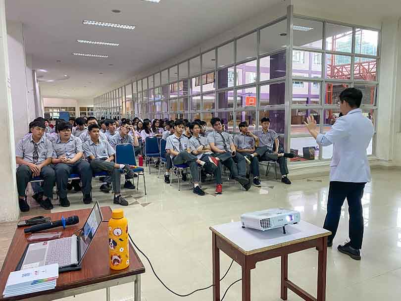  Seminar Edukasi Deteksi Kanker Sejak Dini SMA Chandra Kumala